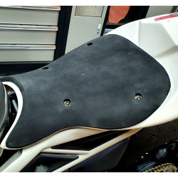 assise + mousse Street Triple 23-26